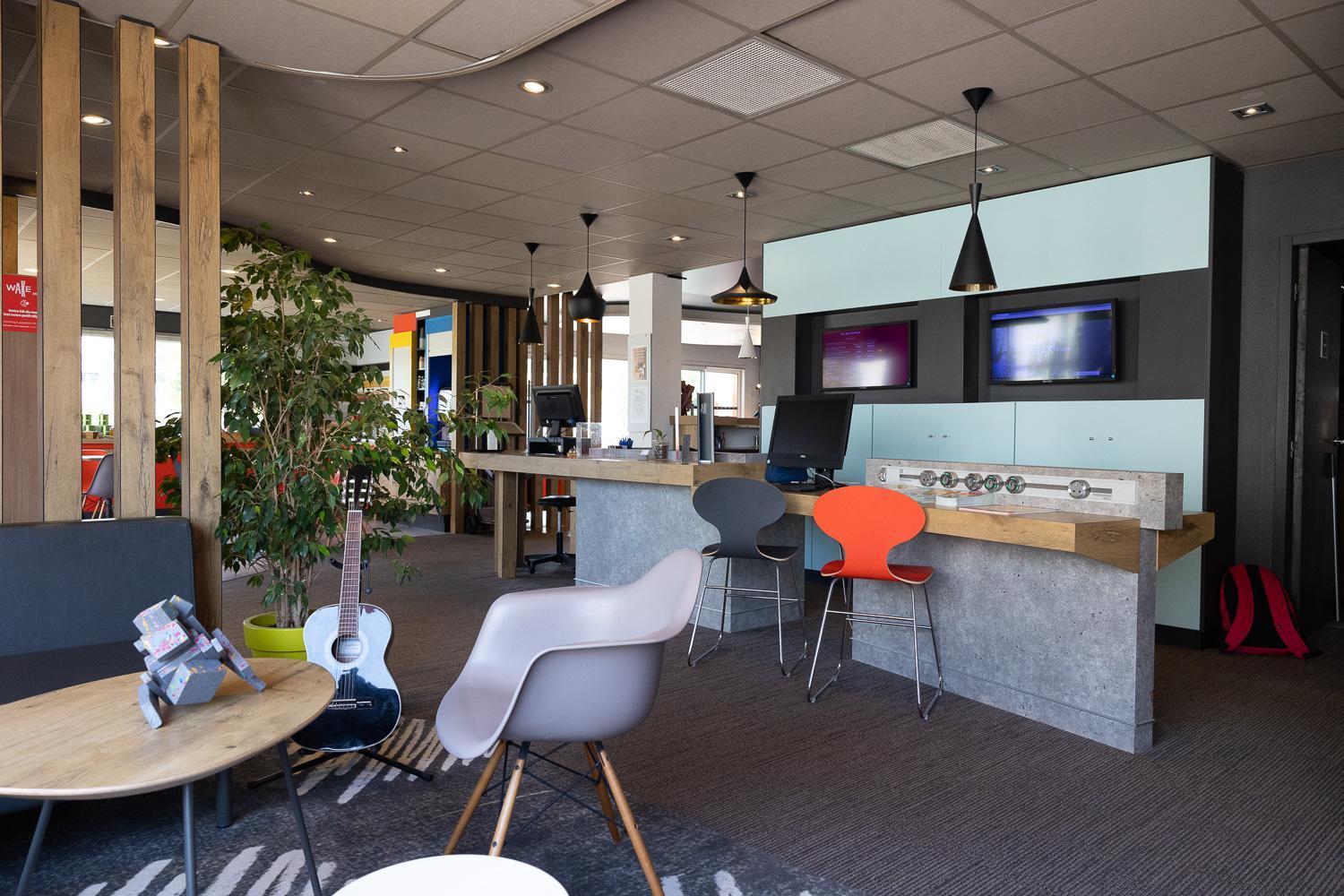 ホテル Ibis Perpignan Sud Saint Charles エクステリア 写真