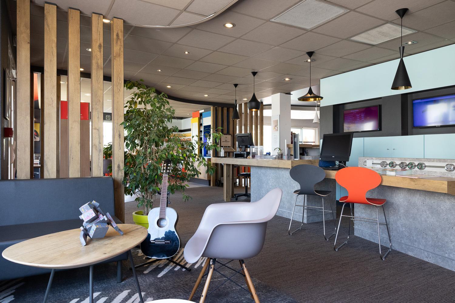 ホテル Ibis Perpignan Sud Saint Charles エクステリア 写真